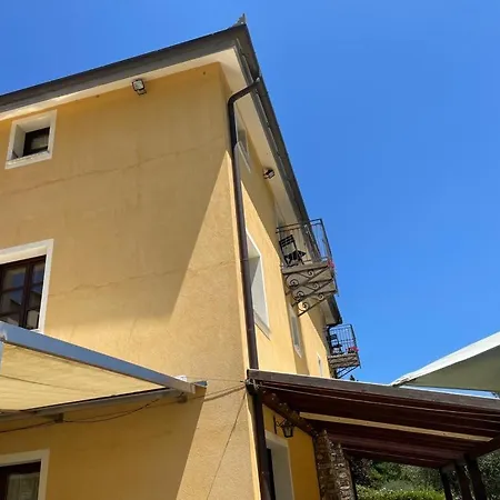 A Canonica * Garlenda